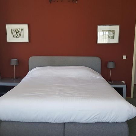 Hotel Het Gemeentehuis Uithuizen ภายนอก รูปภาพ