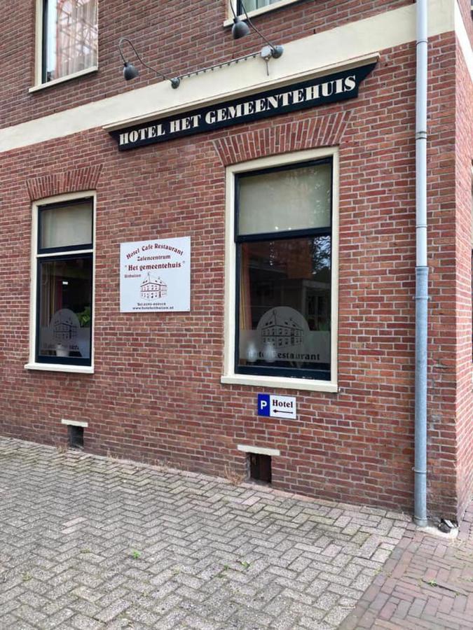 Hotel Het Gemeentehuis Uithuizen ภายนอก รูปภาพ