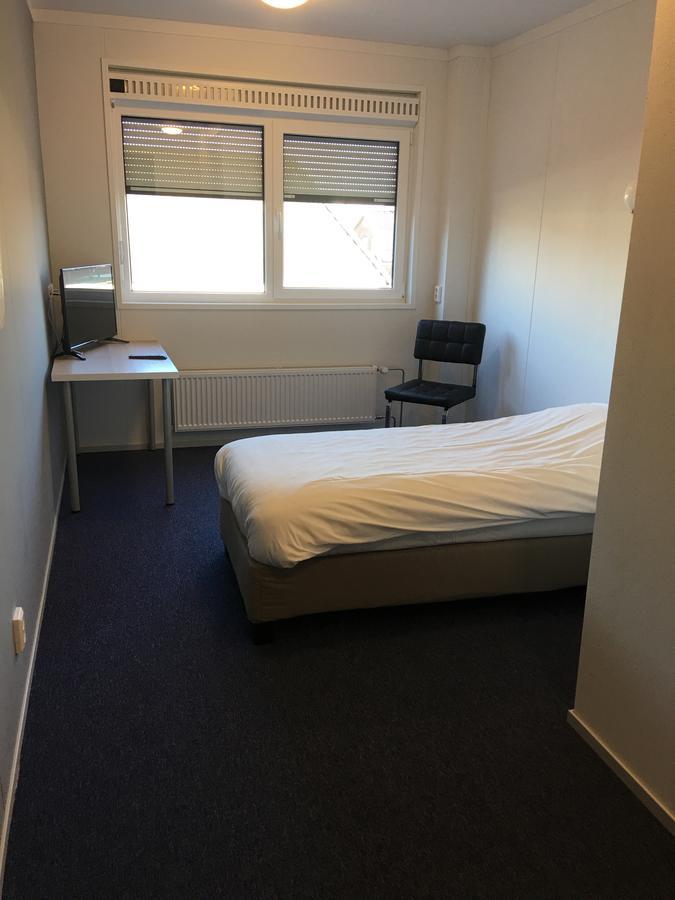 Hotel Het Gemeentehuis Uithuizen ภายนอก รูปภาพ