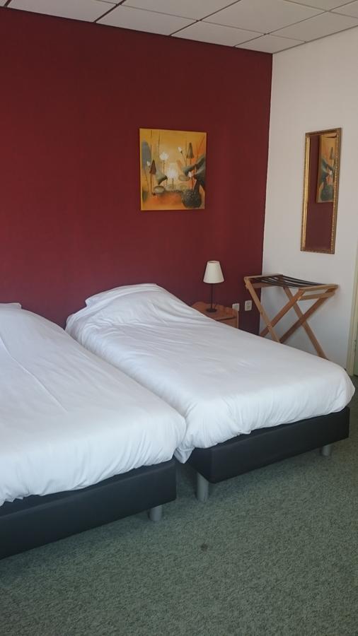 Hotel Het Gemeentehuis Uithuizen ภายนอก รูปภาพ